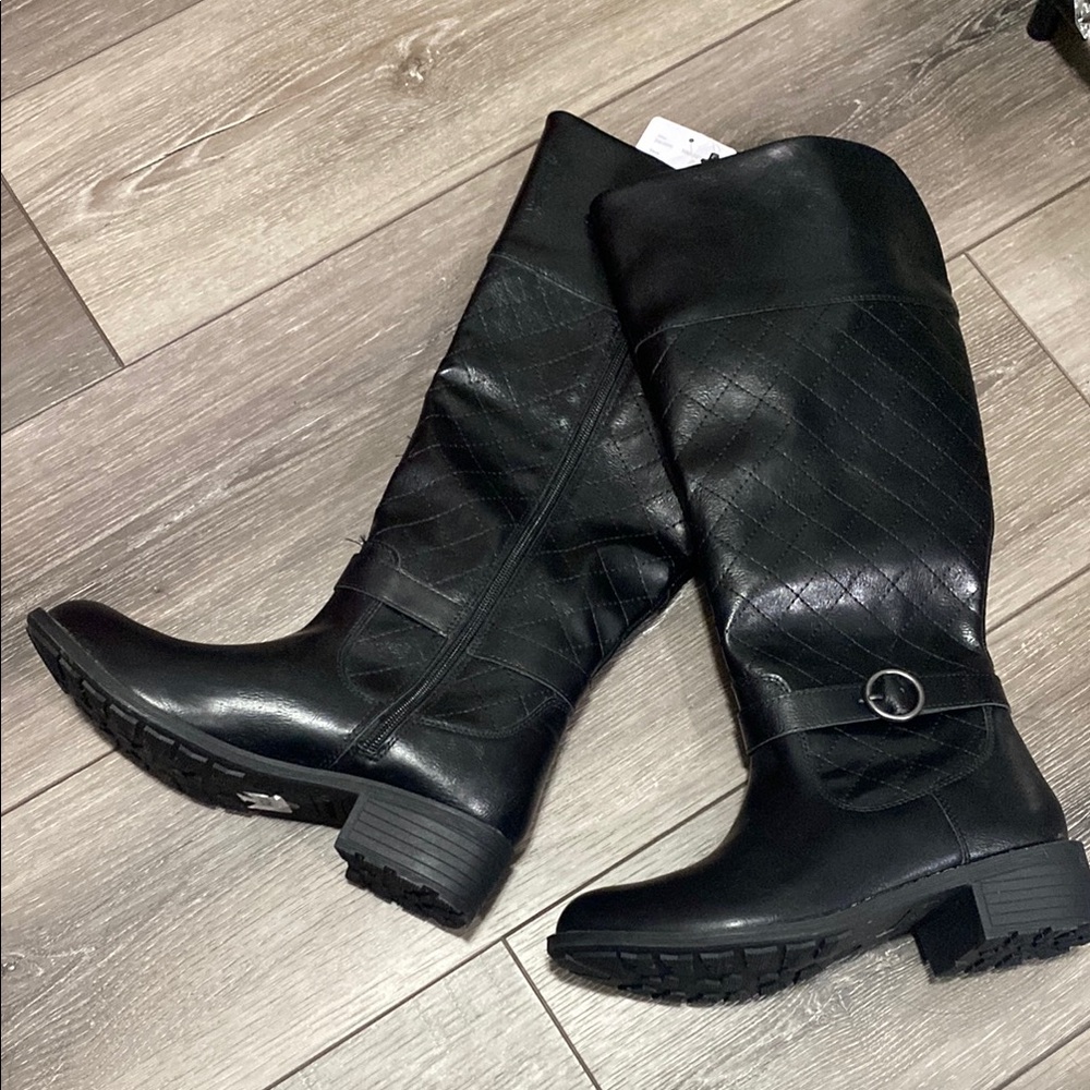 NWT! St.‎ John’s Bay! Black Knee-High Boots